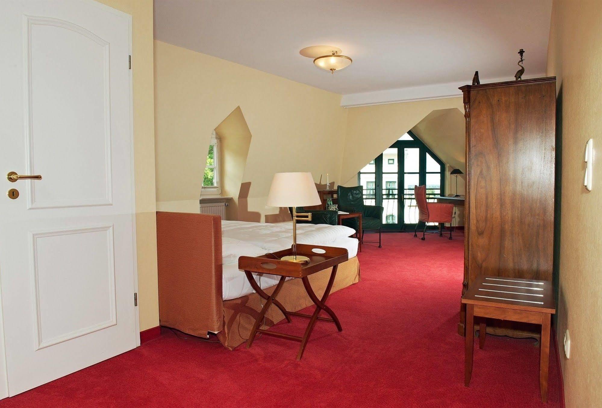 Romantik Hotel Kaufmannshof Bergen Auf Rugen Εξωτερικό φωτογραφία