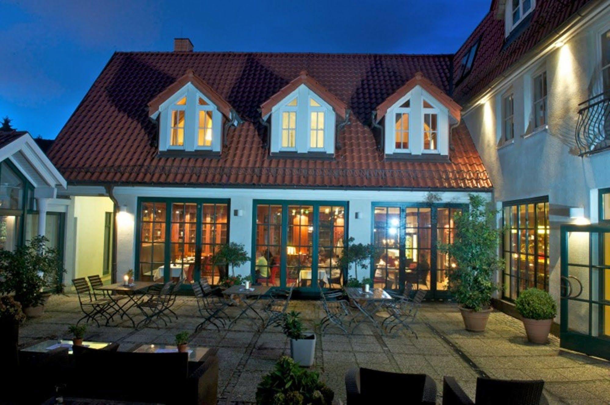 Romantik Hotel Kaufmannshof Bergen Auf Rugen Εξωτερικό φωτογραφία